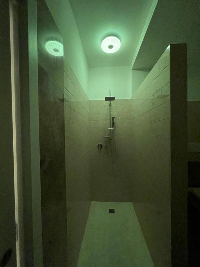 Suite 55 In Centro Trani Bagian luar foto